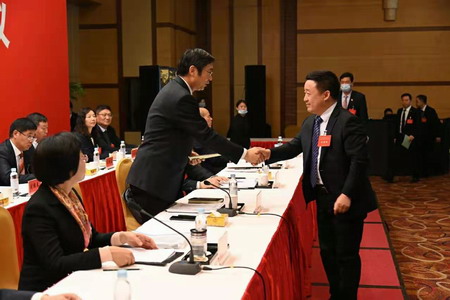 ug环球集团隆重召开六届一次职工代表大会