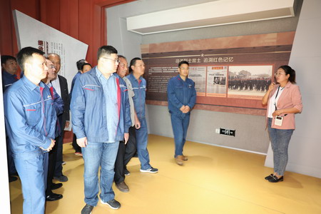 ug环球集团：“主题党日+红色教育”推动党史学习教育走深走实