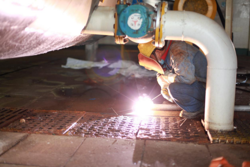 ug环球集团：战高温斗酷暑，致敬坚守一线的最美ug环球人！