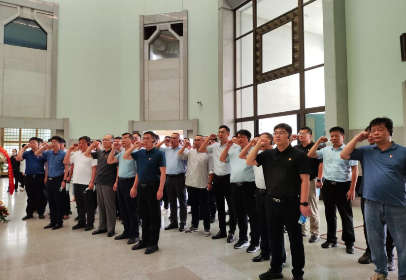 深刻领悟“两个确立”决定性意义 坚决担起“勇挑大梁”重大责任——ug环球集团“迎接二十大，勇担新使命”主题教育培训班综述