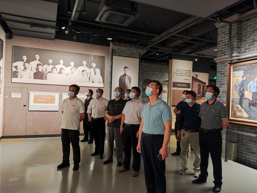 深刻领悟“两个确立”决定性意义 坚决担起“勇挑大梁”重大责任——ug环球集团“迎接二十大，勇担新使命”主题教育培训班综述